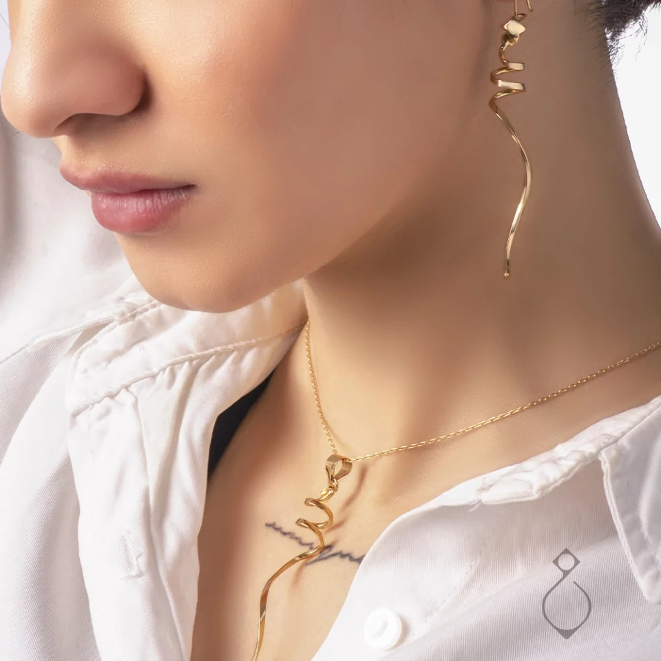 نیم ست طلا پیچ رادو طرح پیچک کد 113