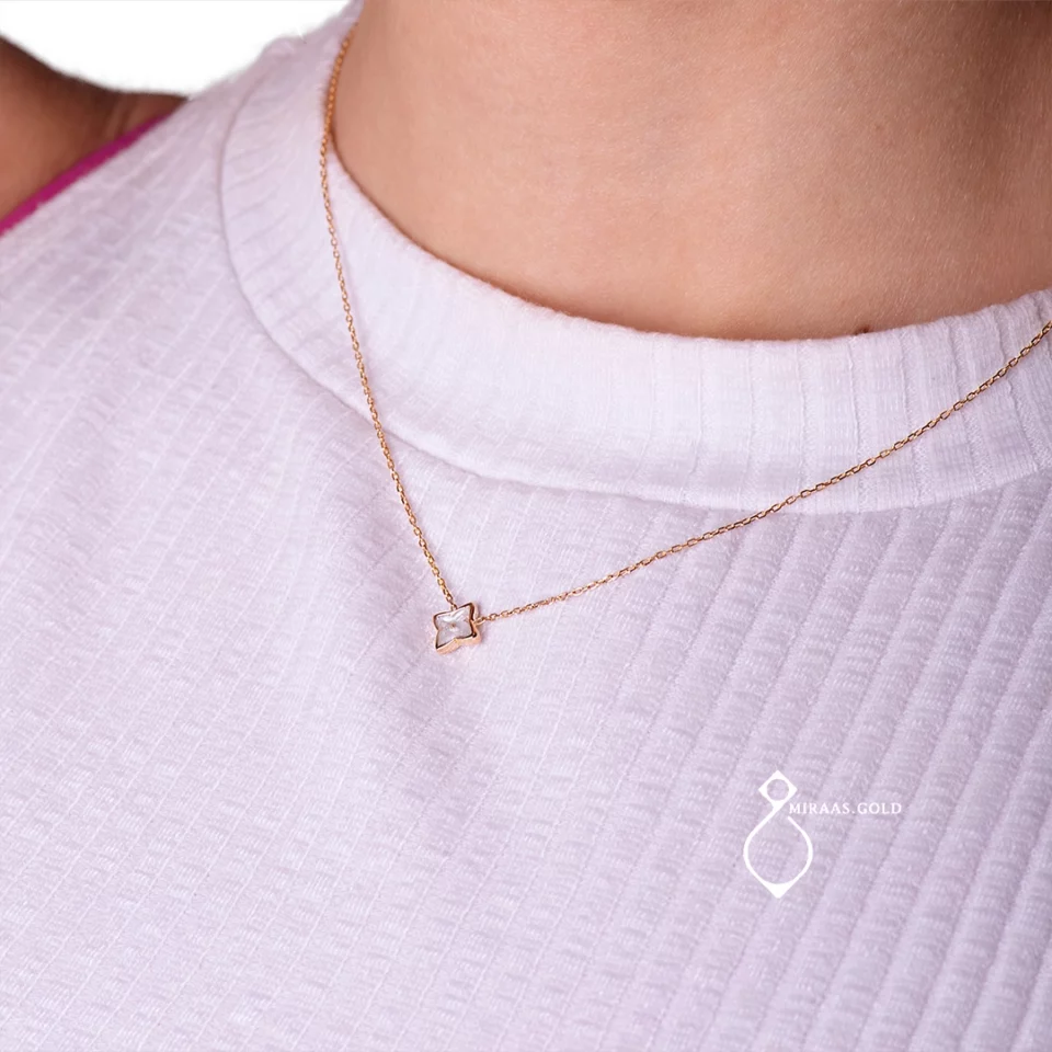 گردنبند طلا طرح سوسن کد 170